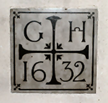 Herbert's Memorial Plate
